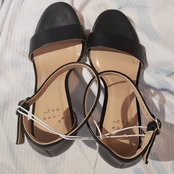 Black Myla Pumps Black Size 6 NWT - Picture 8 of 14